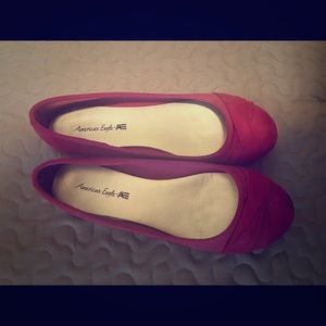 Fuchsia flats